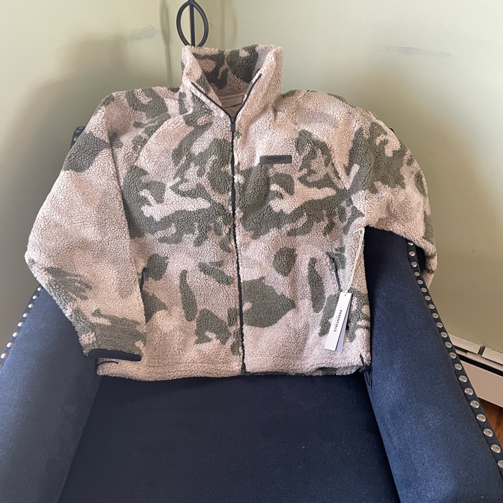 Fear of God ESSENTIALS Fleece Camouflage Jacket.